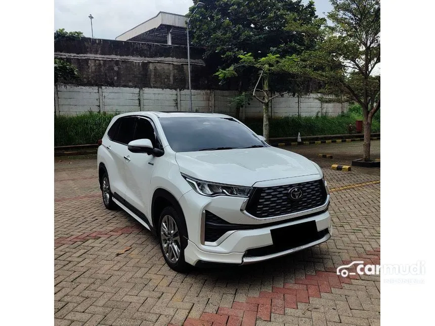 2025 Toyota Kijang Innova Zenix Q HV TSS ( Premium Color) MPV