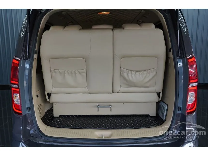 2019 Hyundai H-1 Deluxe Van