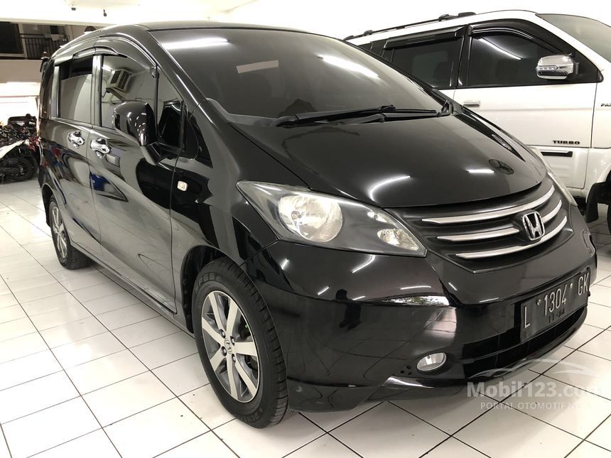 Honda freed 2009 год