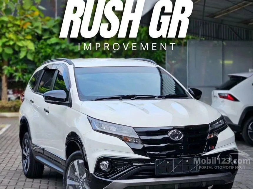 Jual Mobil Toyota Rush 2024 S GR Sport 1.5 di Jawa Barat Automatic SUV Putih Rp 265.400.000