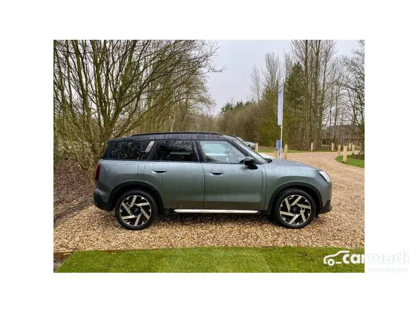 2024 MINI Countryman Cooper SUV