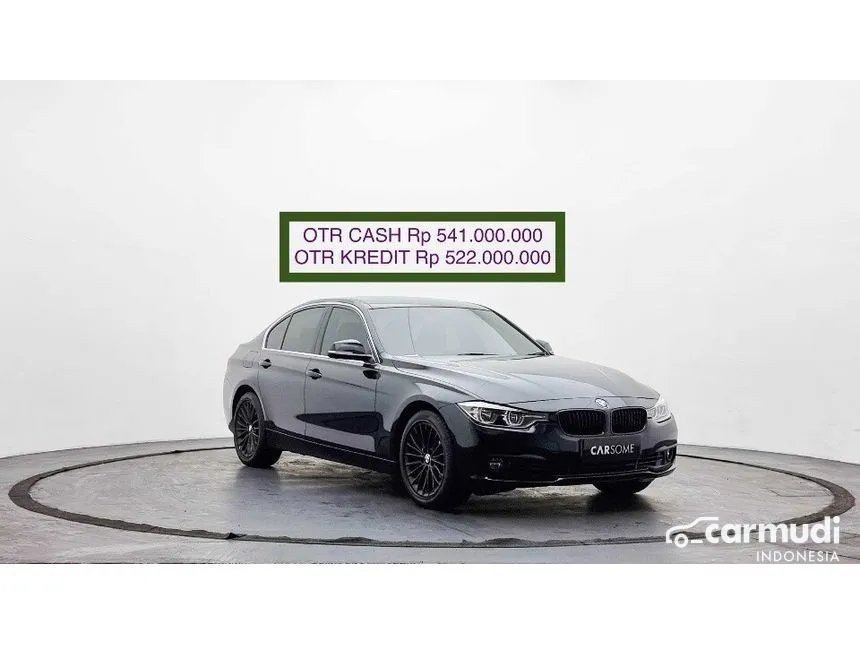 2018 BMW 320i Luxury Sedan
