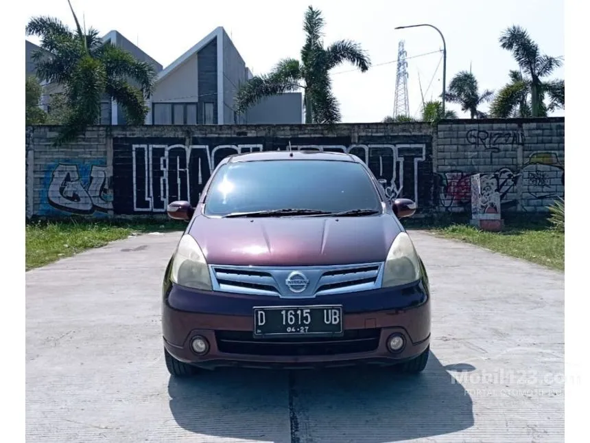 Jual Mobil Nissan Grand Livina 2012 Ultimate 1.5 di Jawa Barat Automatic MPV Marun Rp 85.000.000