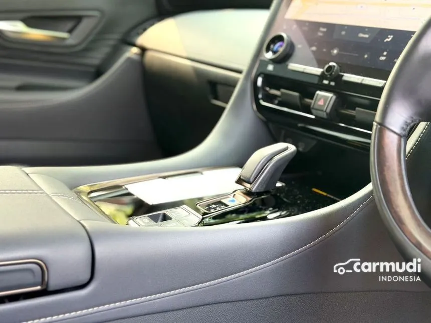 2024 Toyota Alphard HEV Modelista MPV