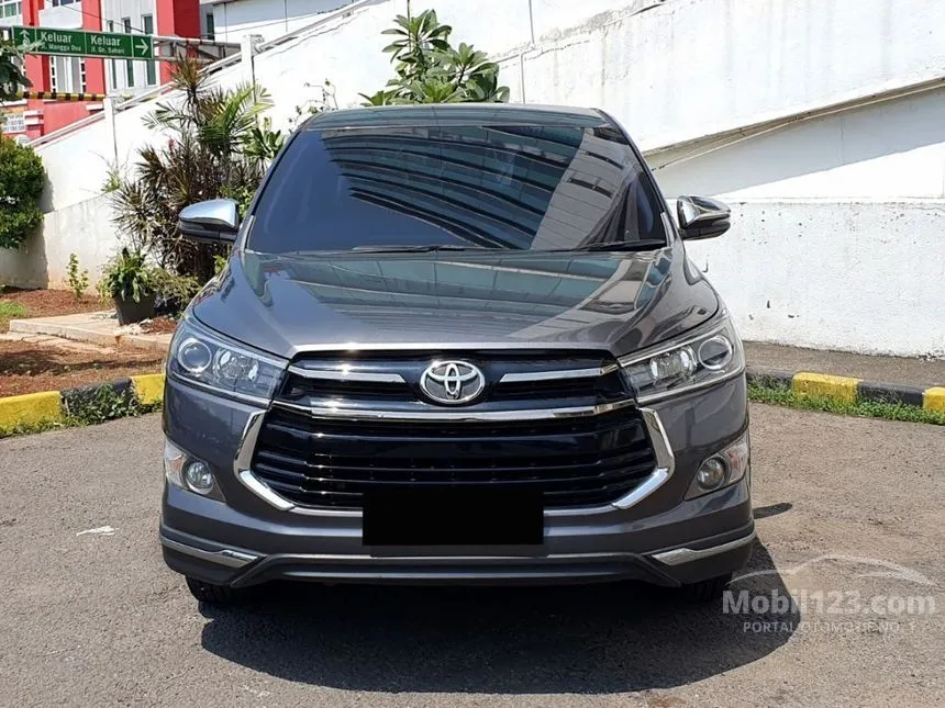 Jual Mobil Toyota Innova Venturer 2020 2.0 di DKI Jakarta Automatic Wagon Abu