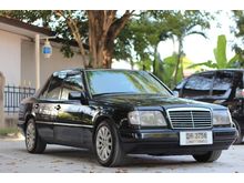 1993 Mercedes-Benz E220 2.2 W124 (ปี 85-96) Sedan AT