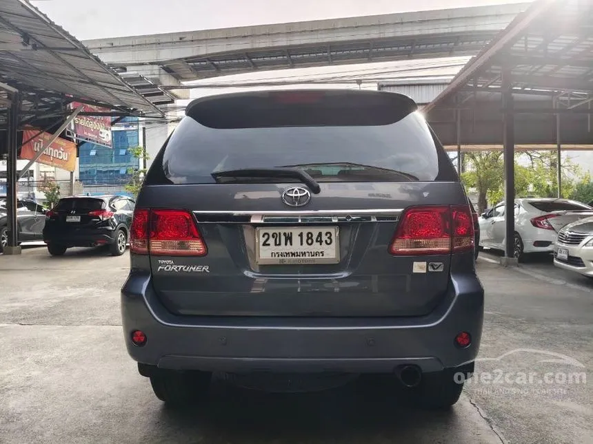 2006 Toyota FORTUNER V SUV