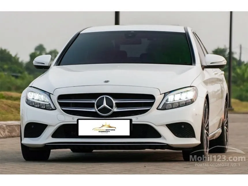 2019 Mercedes-Benz C200 EQ Boost Avantgarde Line Sedan
