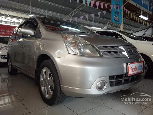 Nissan Grand Livina Mobil bekas dijual di Bandung Jawa 