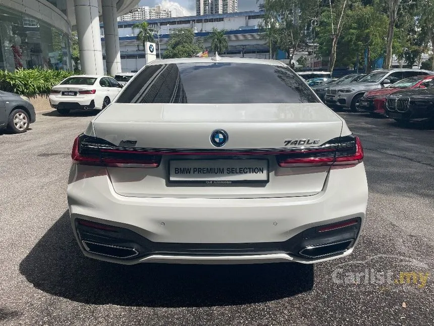 2022 BMW 740Le xDrive M Sport Sedan