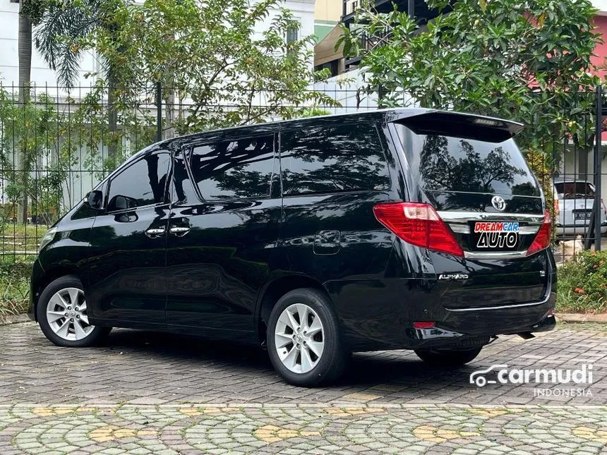 2013 Toyota Alphard X MPV