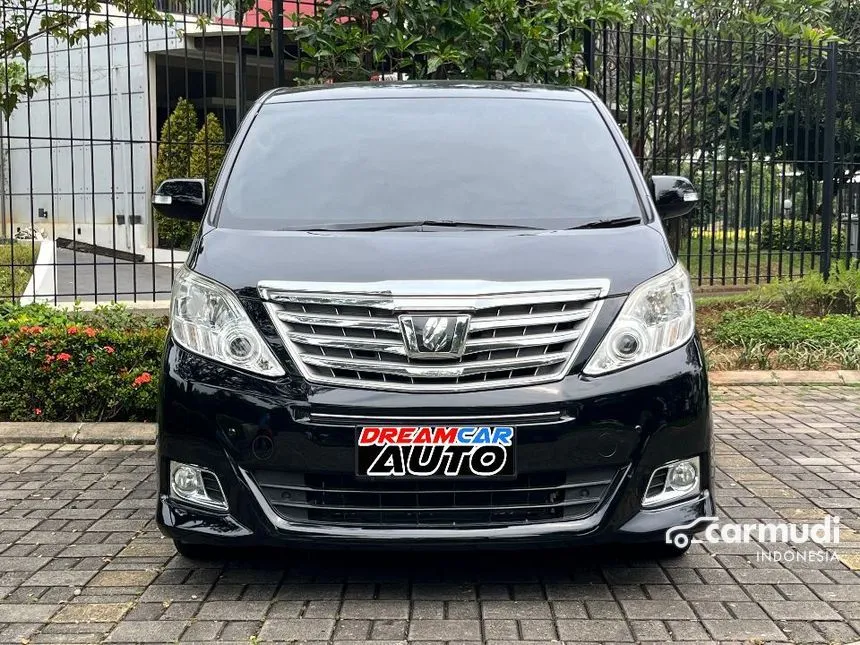 2013 Toyota Alphard X MPV