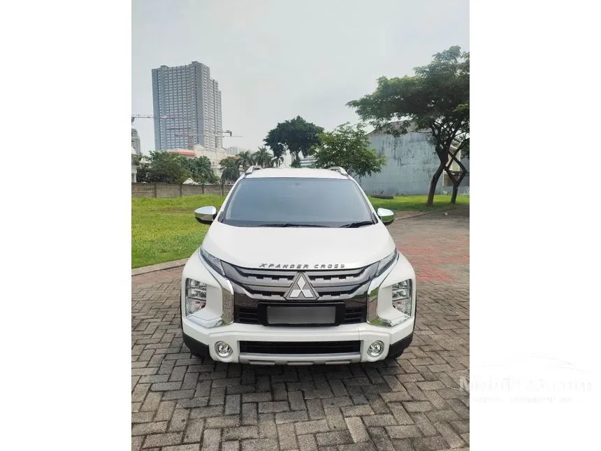 Jual Mobil Mitsubishi Xpander 2021 CROSS 1.5 di Jawa Timur Manual Wagon Putih Rp 265.000.000