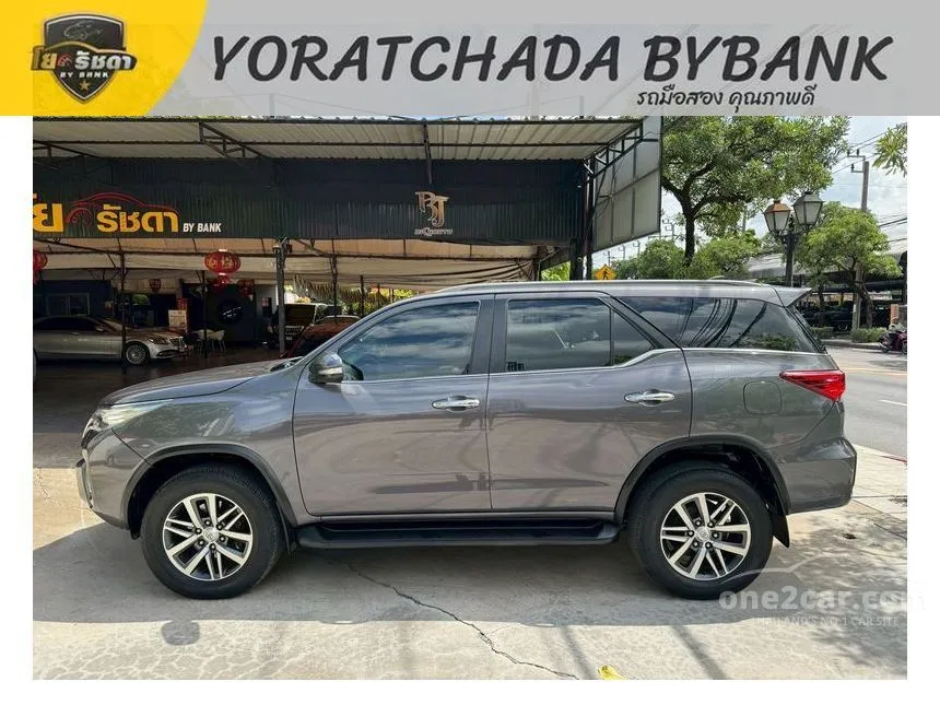 2017 Toyota FORTUNER V SUV