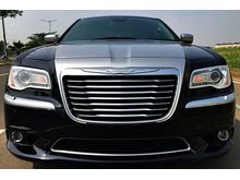 2013 Chrysler 300C 3.6 Phantom Look Low Milliage Excellent
