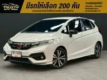 2017 Honda JAZZ 1.5 (ปี 14-22) RS Hatchback