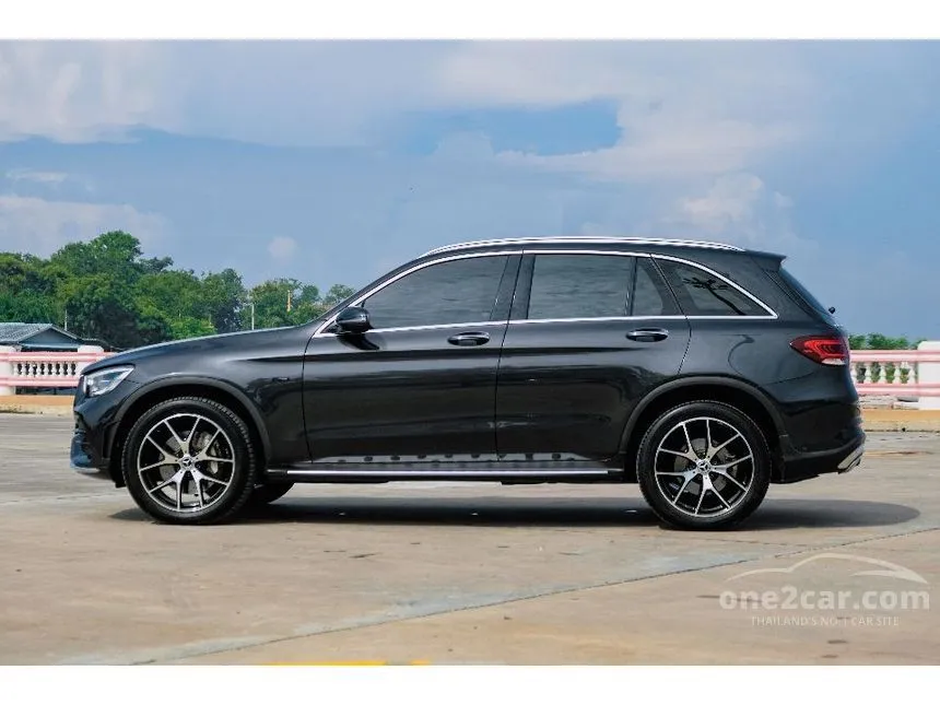 2021 Mercedes-Benz GLC300 e 4MATIC AMG Dynamic SUV