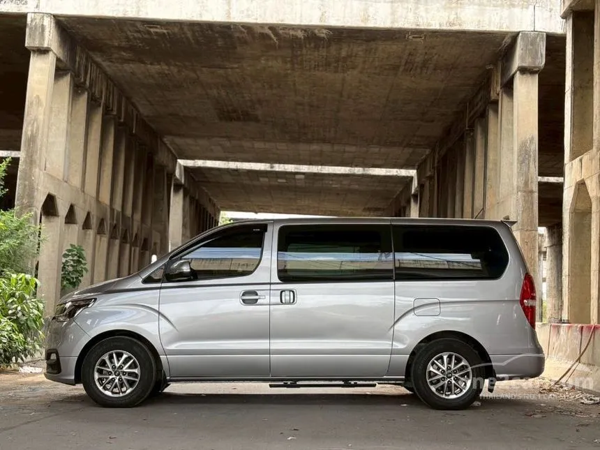 2019 Hyundai H-1 Touring Van