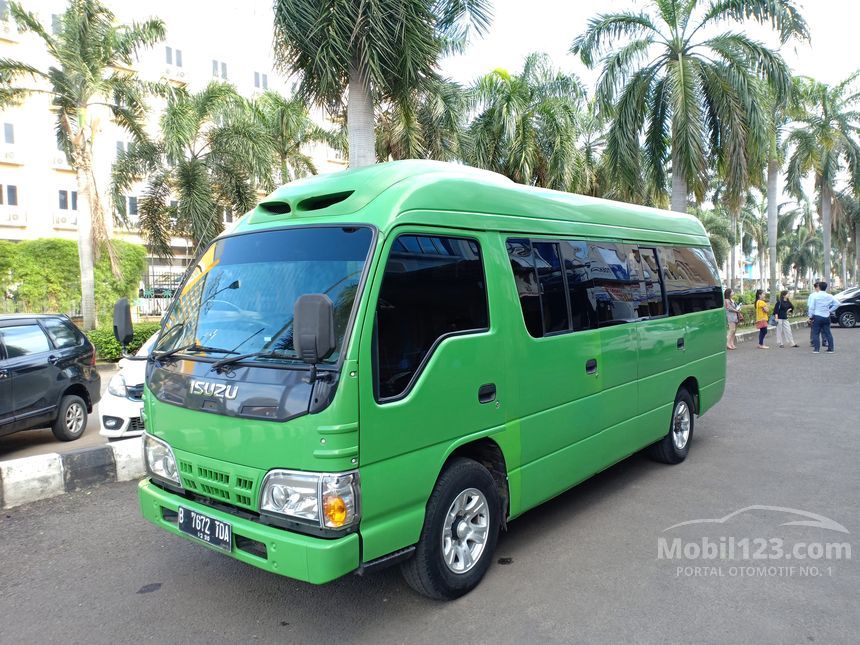 Jual Mobil Isuzu Elf 2015 2.8 di DKI Jakarta Manual Trucks Hijau Rp 295 