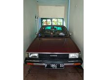 Toyota Corolla DX th 82