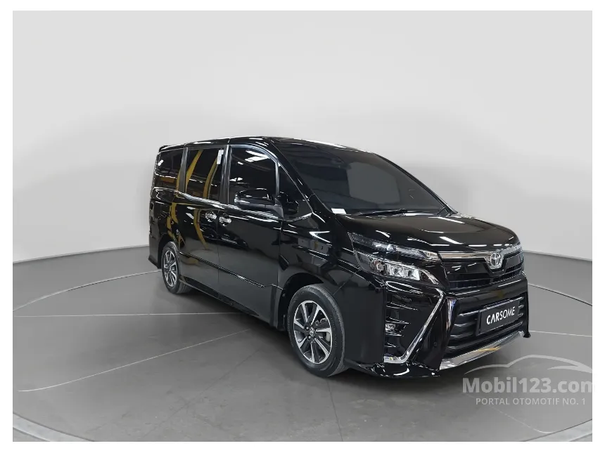 2021 Toyota Voxy MPV