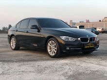 2016 BMW 320i 2.0 Sport Sedan