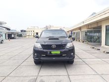 2014 Toyota Fortuner 2.5 G TRD SUV hitam km 28 ribuan matic dp ringan