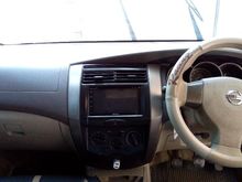 2011 Nissan Grand Livina 1.5 XV MPV
