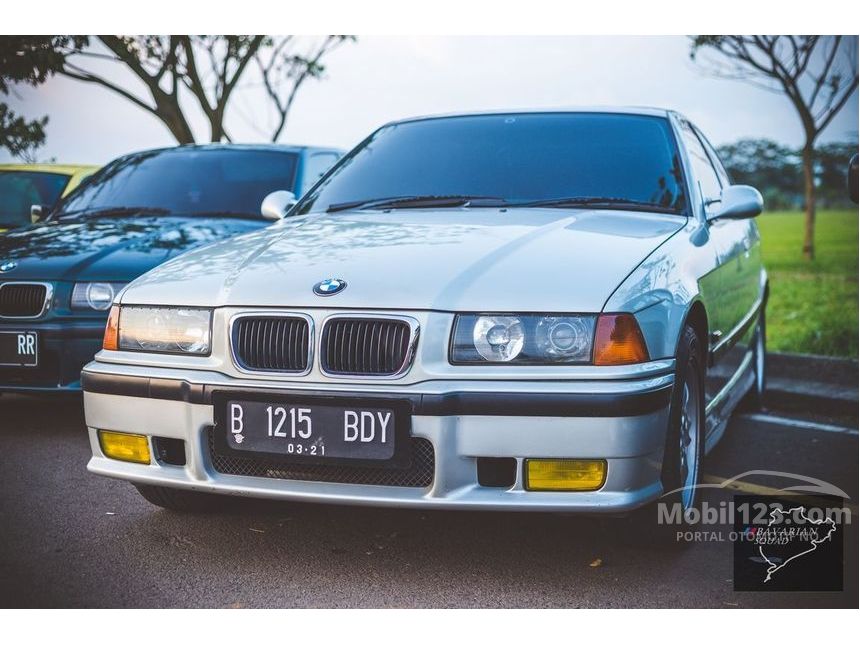 1996 BMW 323i E39 2.5 Manual Sedan