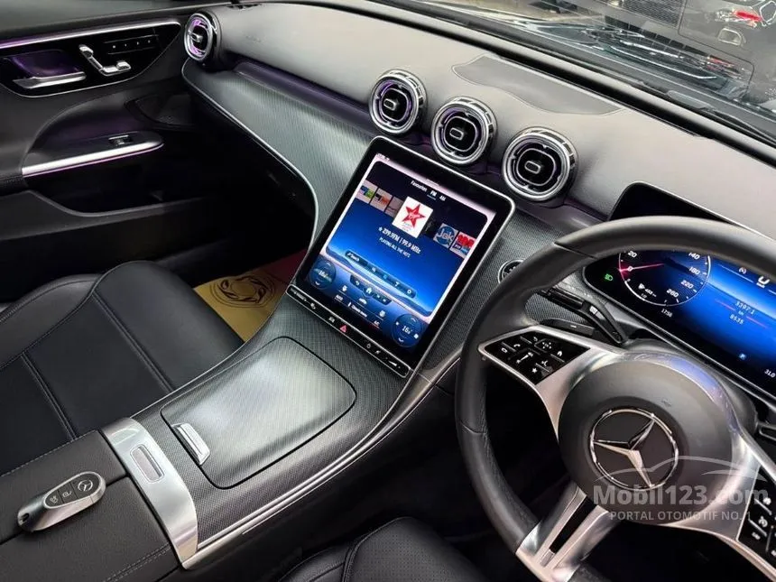 2023 Mercedes-Benz C200 Avantgarde Line Sedan