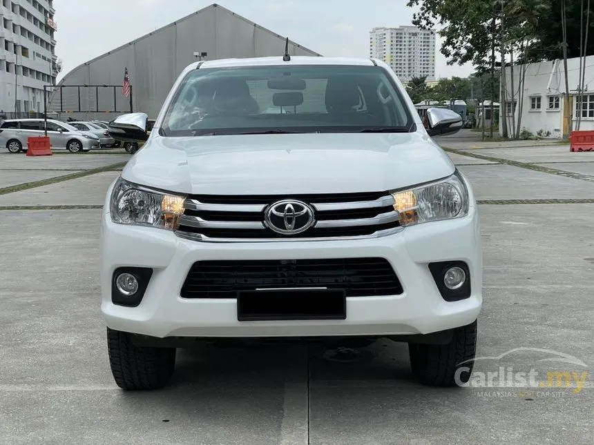 2017 Toyota Hilux G Dual Cab Pickup Truck