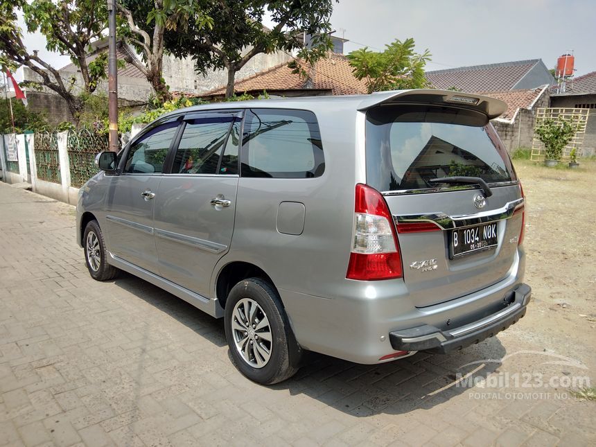  Jual Mobil Toyota Kijang Innova 2015 V 2.0 di Banten Manual MPV Abu-abu 