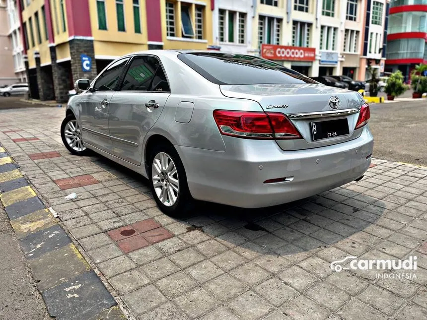 2010 Toyota Camry V Sedan