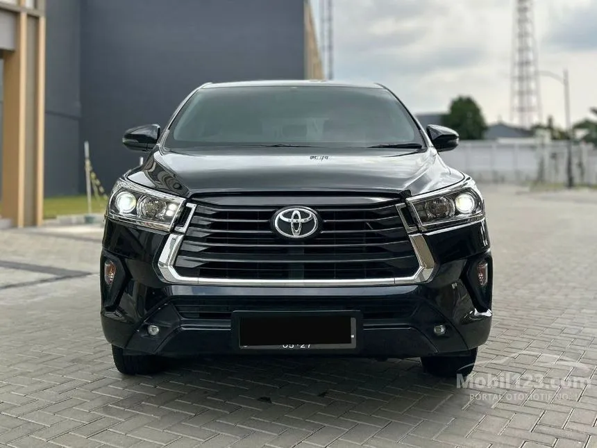 2022 Toyota Kijang Innova V MPV