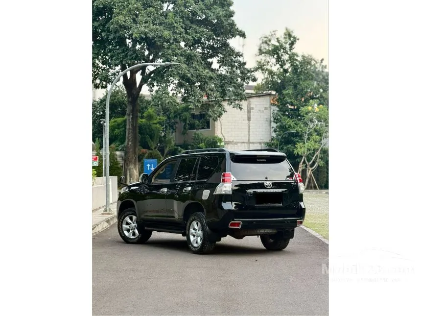 2012 Toyota Land Cruiser Prado TX SUV