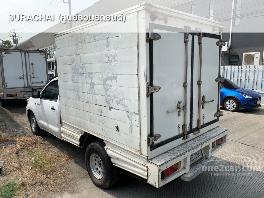 2012 Toyota Hilux Vigo J Pickup