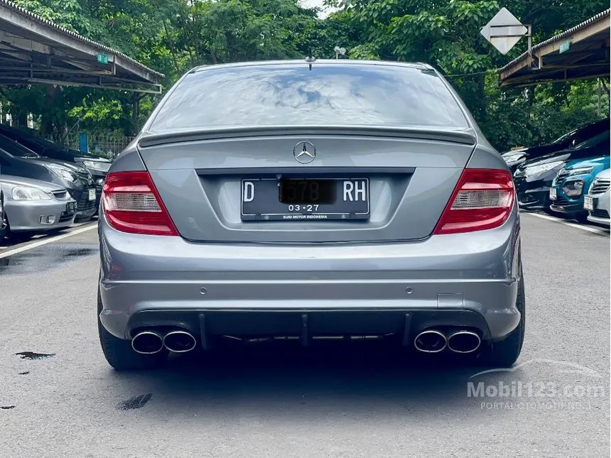 2011 Mercedes-Benz C200 CGI Sedan