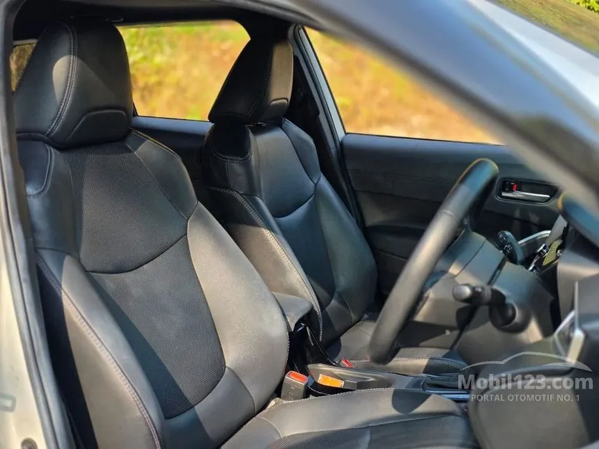 2021 Toyota Corolla Cross Hybrid SUV