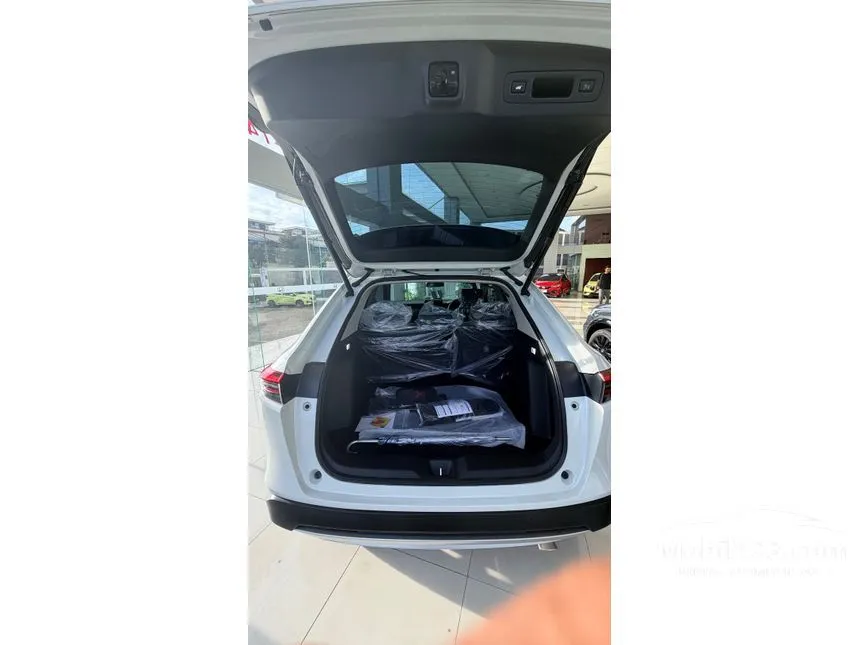 2025 Honda HR-V e:HEV SUV