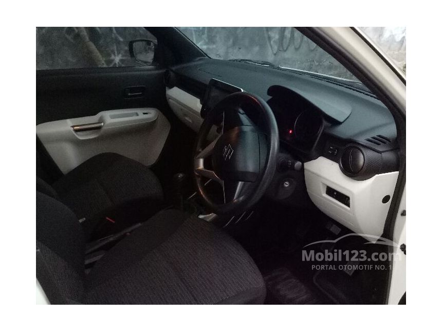 Jual Mobil  Suzuki Ignis  2021 GL 1 2 di Bali  Manual 