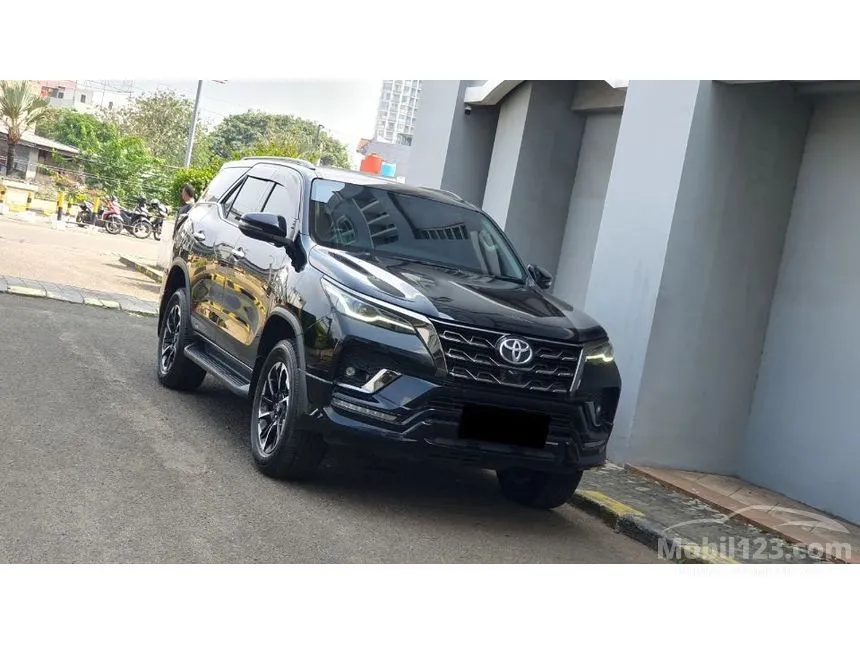 2022 Toyota Fortuner GR Sport 4X2 SUV