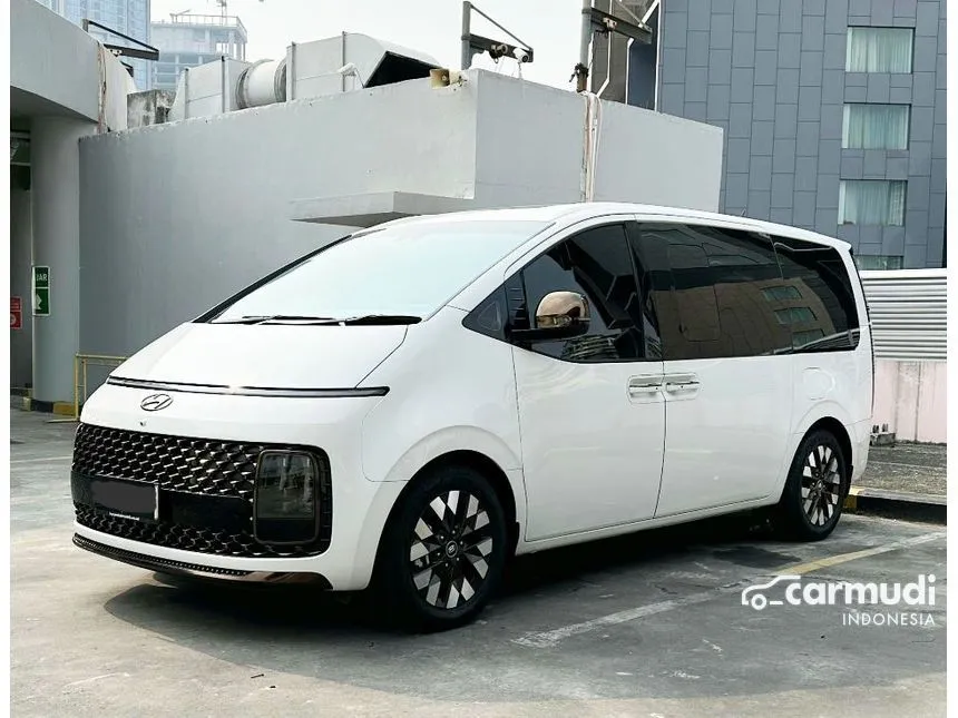 Jual Mobil Hyundai Staria 2022 Signature 7 2.2 di DKI Jakarta Automatic MPV Putih Rp 725.000.000
