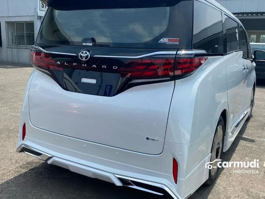 2024 Toyota Alphard HEV MPV