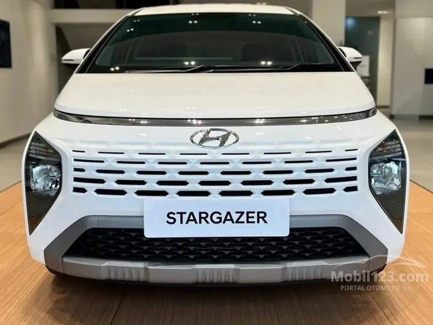 Jual Mobil Hyundai Stargazer 2023 Trend 1.5 di DKI Jakarta Automatic Wagon Putih Rp 265.000.000