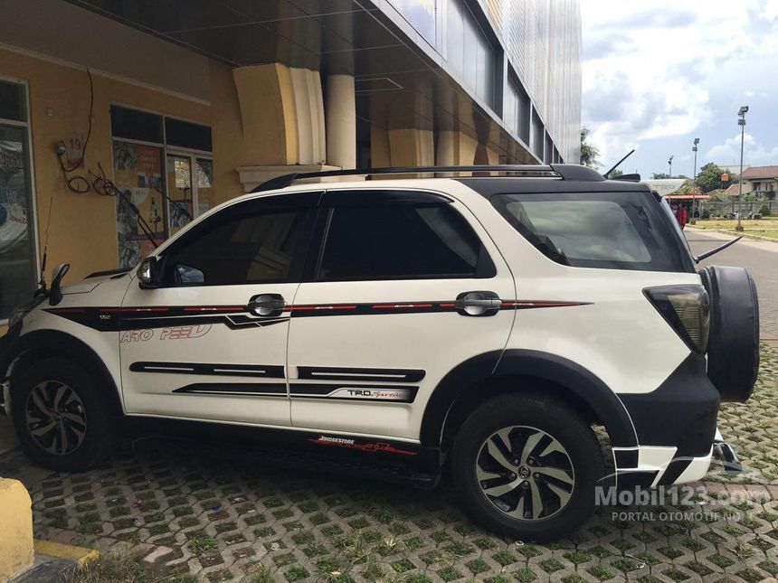 Jual Mobil  Toyota Rush  2019 TRD Sportivo 1 5 di Jawa Barat 