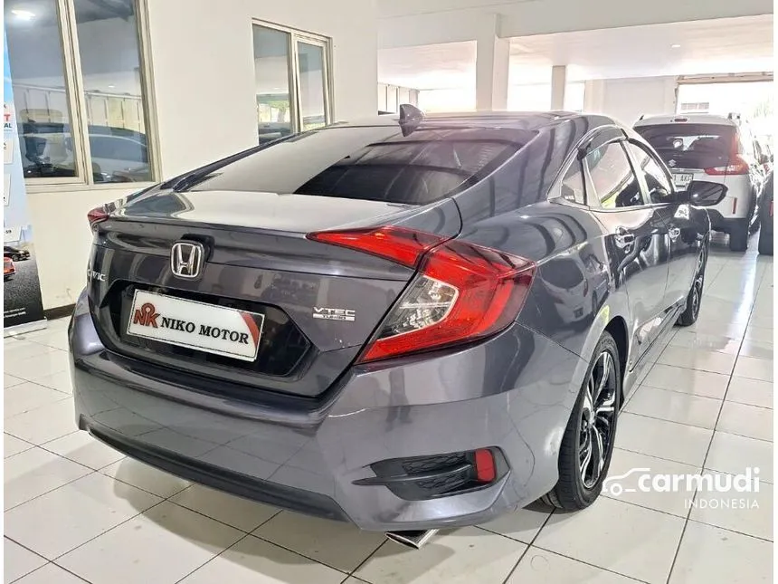 2016 Honda Civic ES Sedan