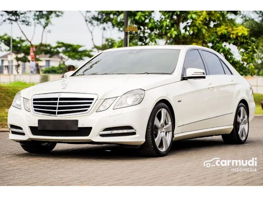 2012 Mercedes-Benz E250 CGI Avantgarde Sedan