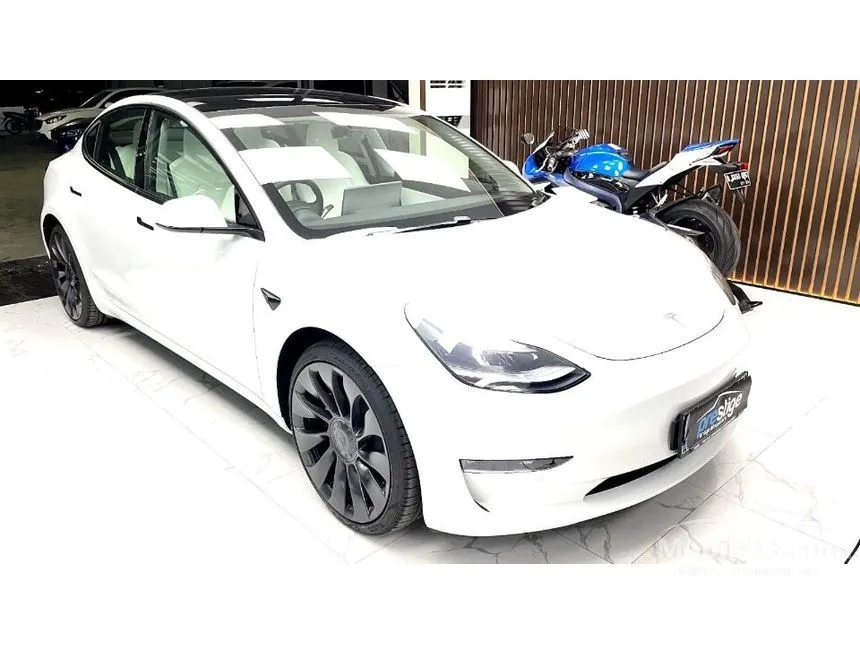 2021 Tesla Model 3 Performance Sedan