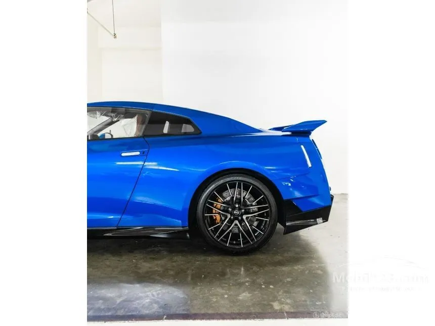 2024 Nissan GT-R Premium Coupe