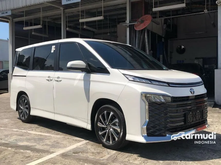 2024 Toyota Voxy Van Wagon